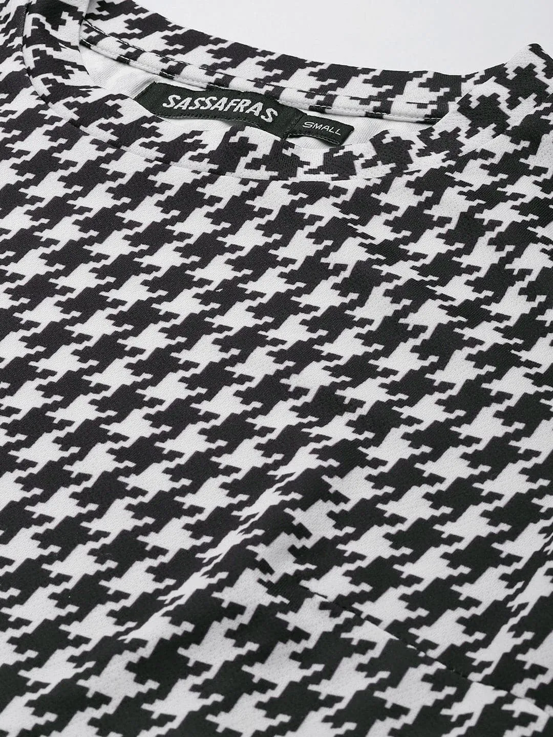 Women Black & White Geo Knit Crop Top With Mini Skirt